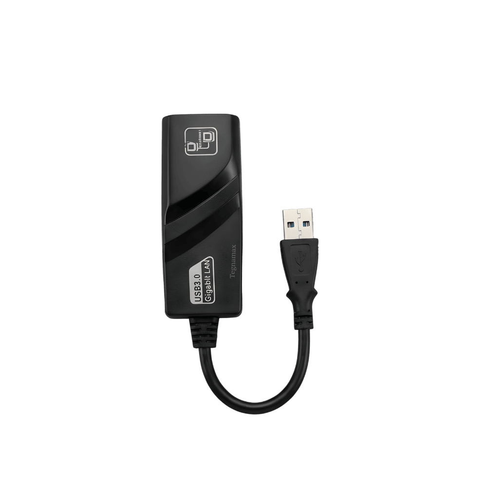 Adaptador usb a ethernet conectado a cable de red azul